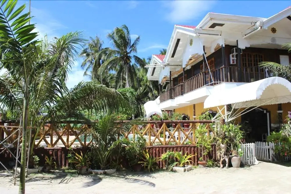 Villa Limpia Beach Resort