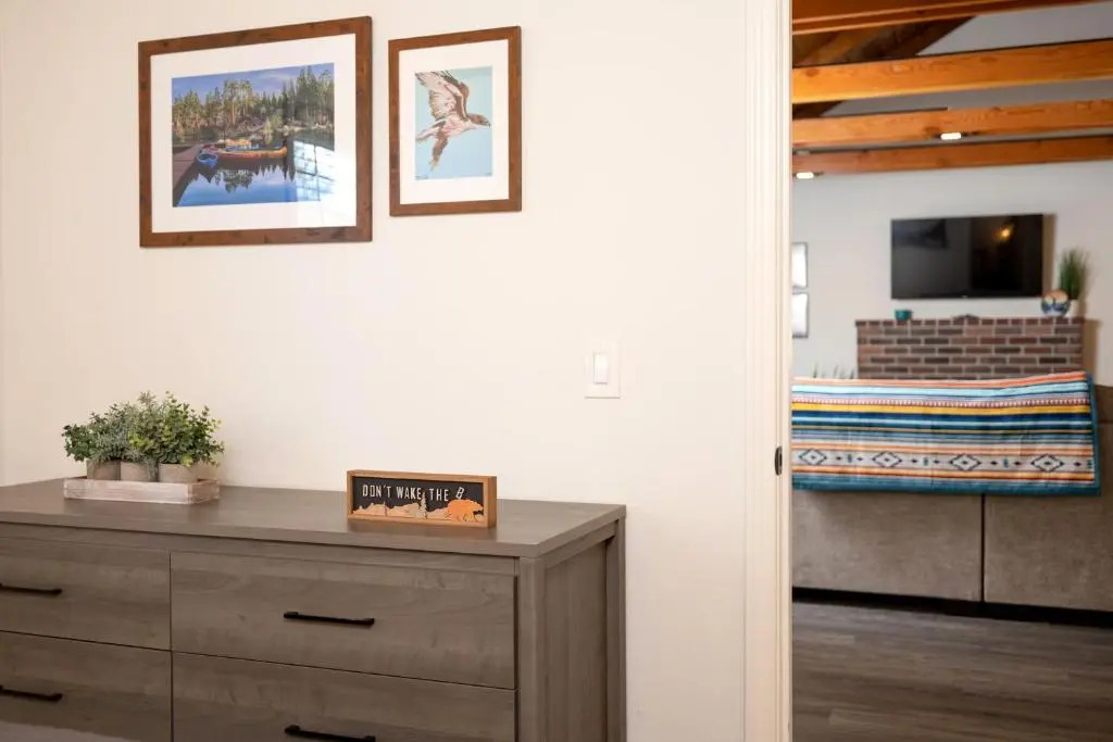 Bayview Bungalow - Cabin with Hot Tub One Block from Big Bear Lake!
