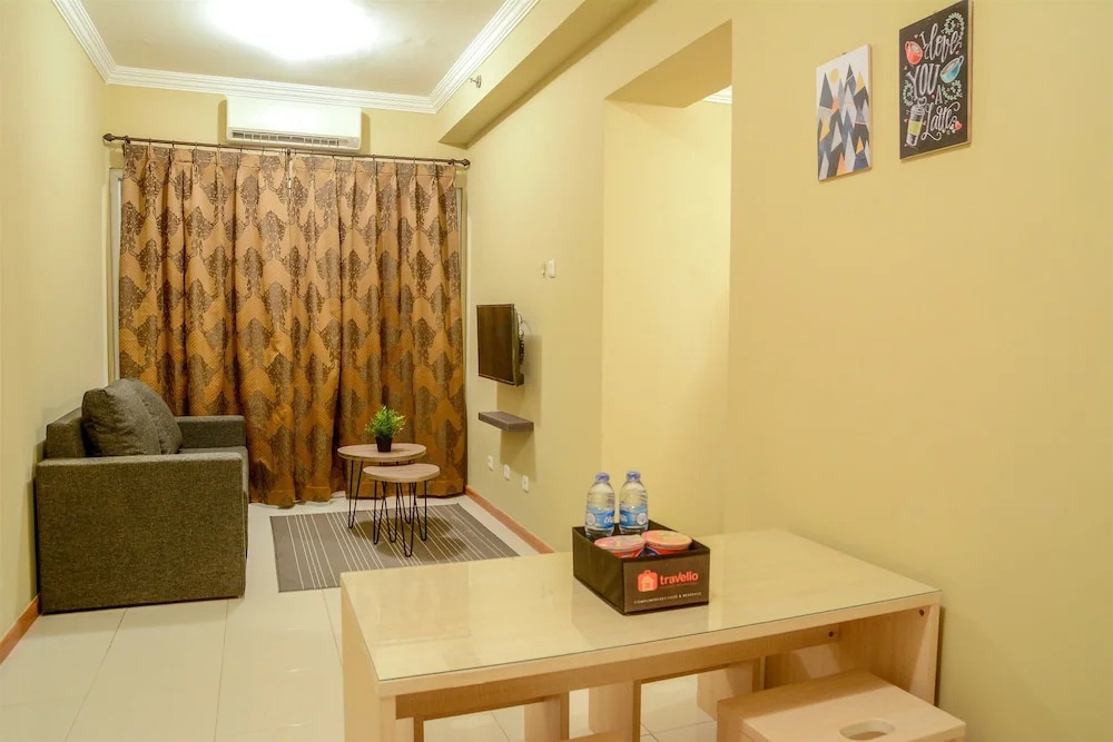 Big 2 BR (76 sqm) Apartment Grand Palace/Pallazo Kemayoran