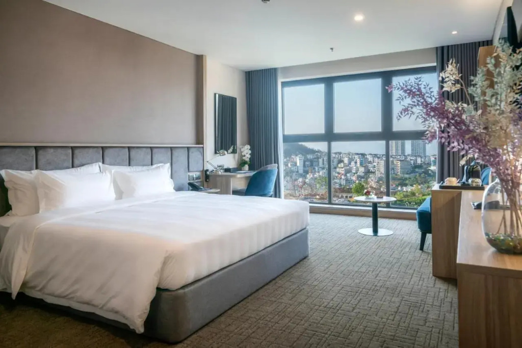 Wyndham Garden Legend Halong