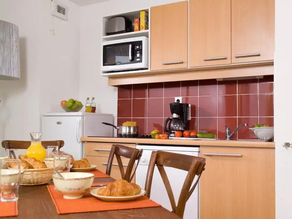 Comfortably Furnished Apartment With a sea View