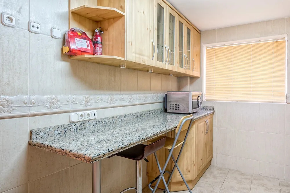 Rincón del Golf - Luxury 3BR Townhouse With Roof Solarium, Terrace, 10 min Walk to the Beach, Wifi