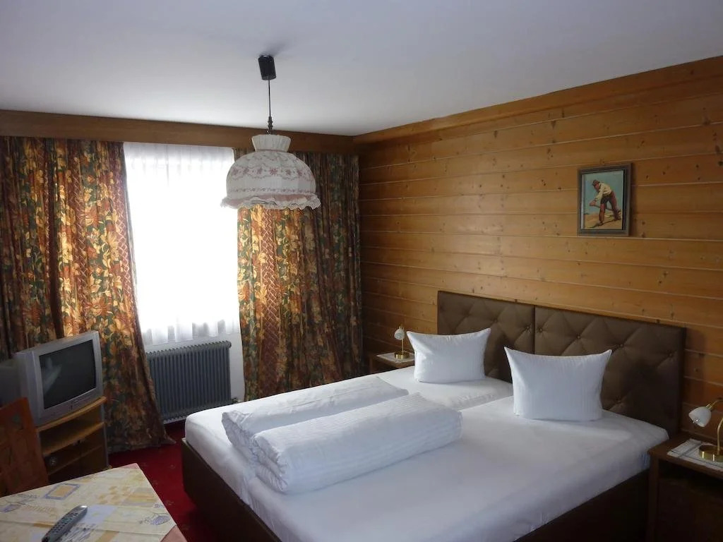 Hotel-Pension Tasma