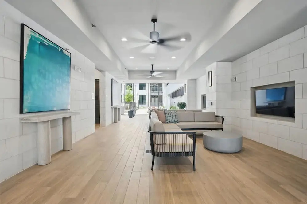 6min to Domain 12min DT Balcony Free Parking