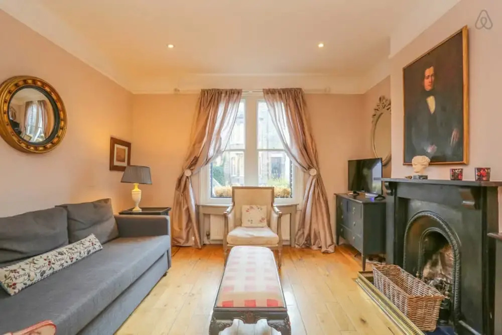 The Richmond Retreat - Beautiful & Central 9bdr Victorian Homes