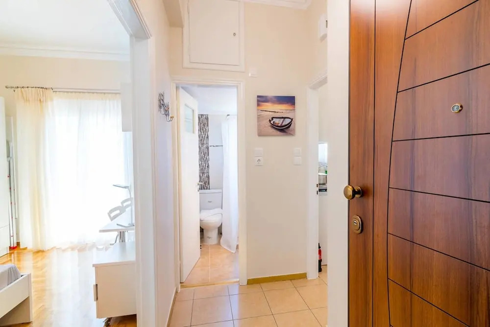 Charmy Petit 1 Bedroom Flat in Athens