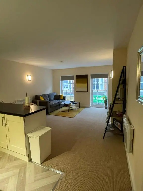 Flat 1 Chestergate