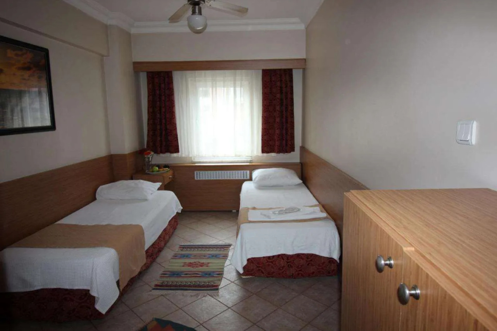 Kadikoy Otel