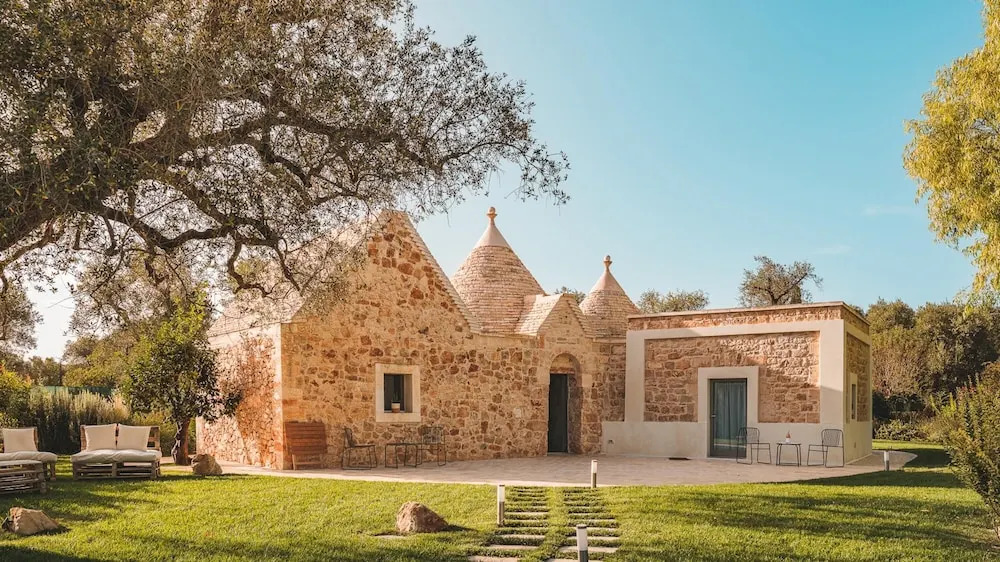TRULLI BIANCAPETRA 8&2, Emma Villas