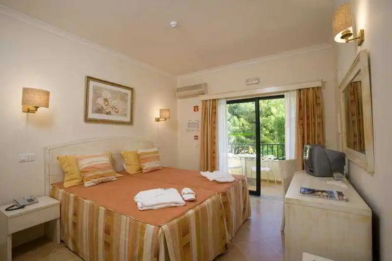 Ria Plaza Resort