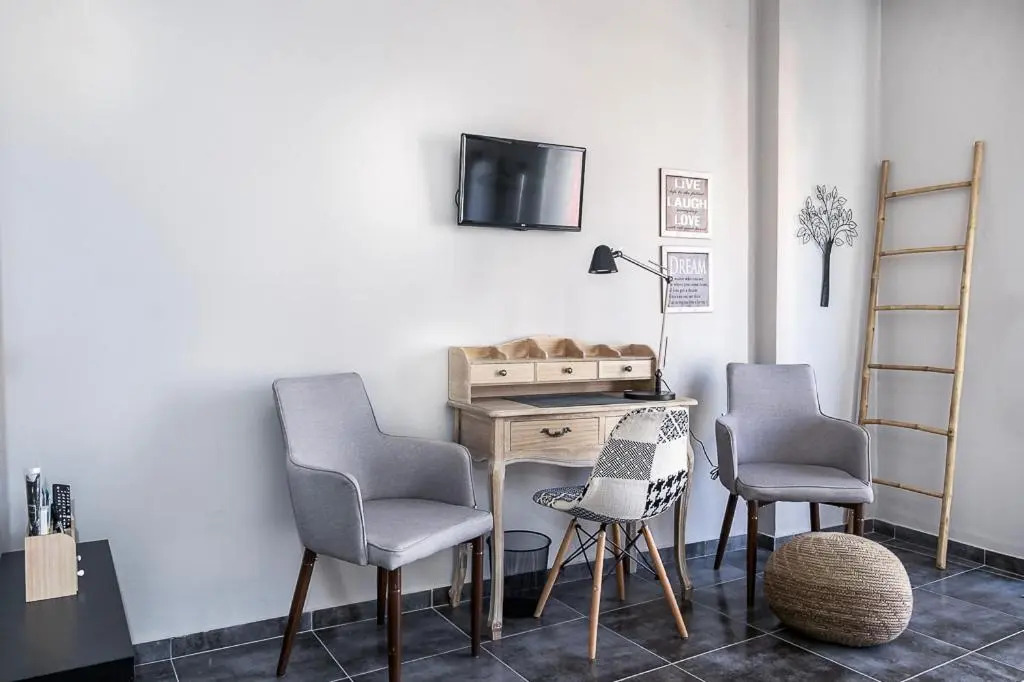 Yasemi Studio 1