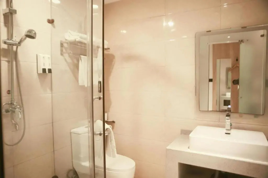 GreenTree Inn ShanXi LuLiang FengShan Road Central Park Express Hotel