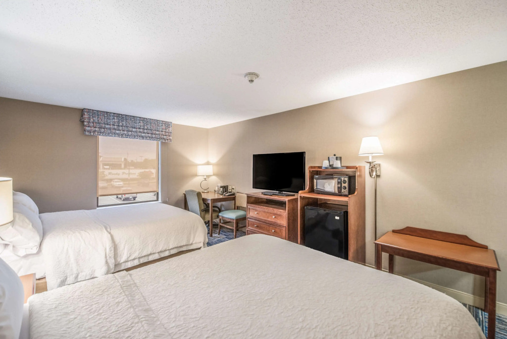 Hampton Inn Greenfield