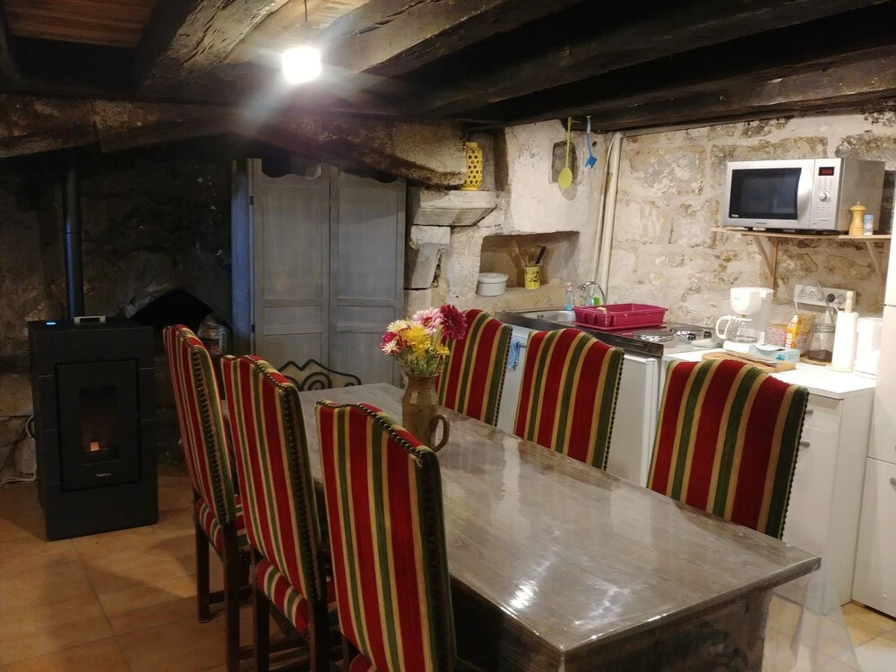 Manoir Le Cristal , Piscine et chambres tempérées