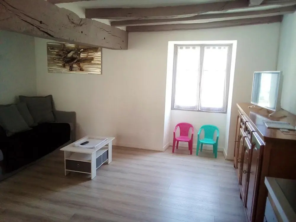House With 2 Bedrooms in Champigny-sur-veude, With Enclosed Garden