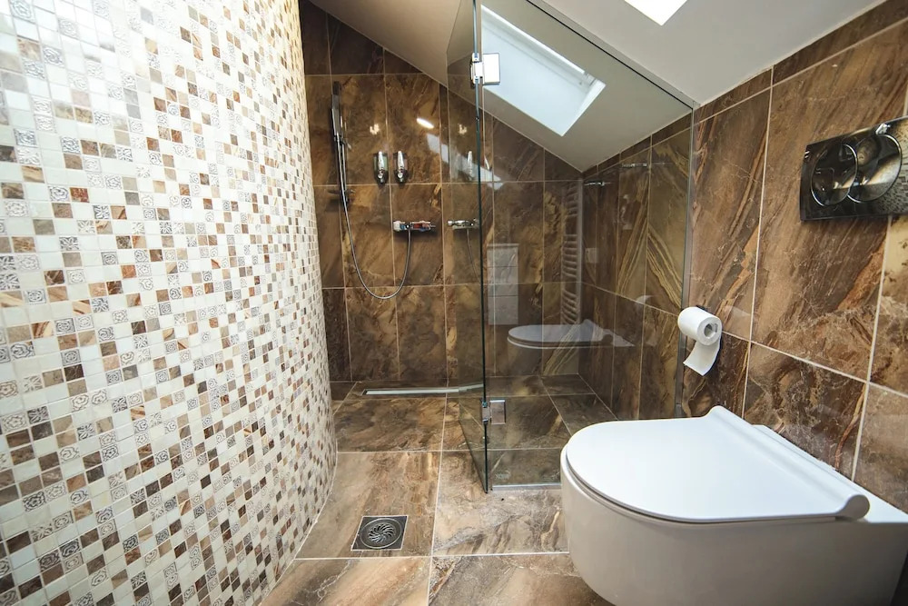 Luxury Hotel King Bo