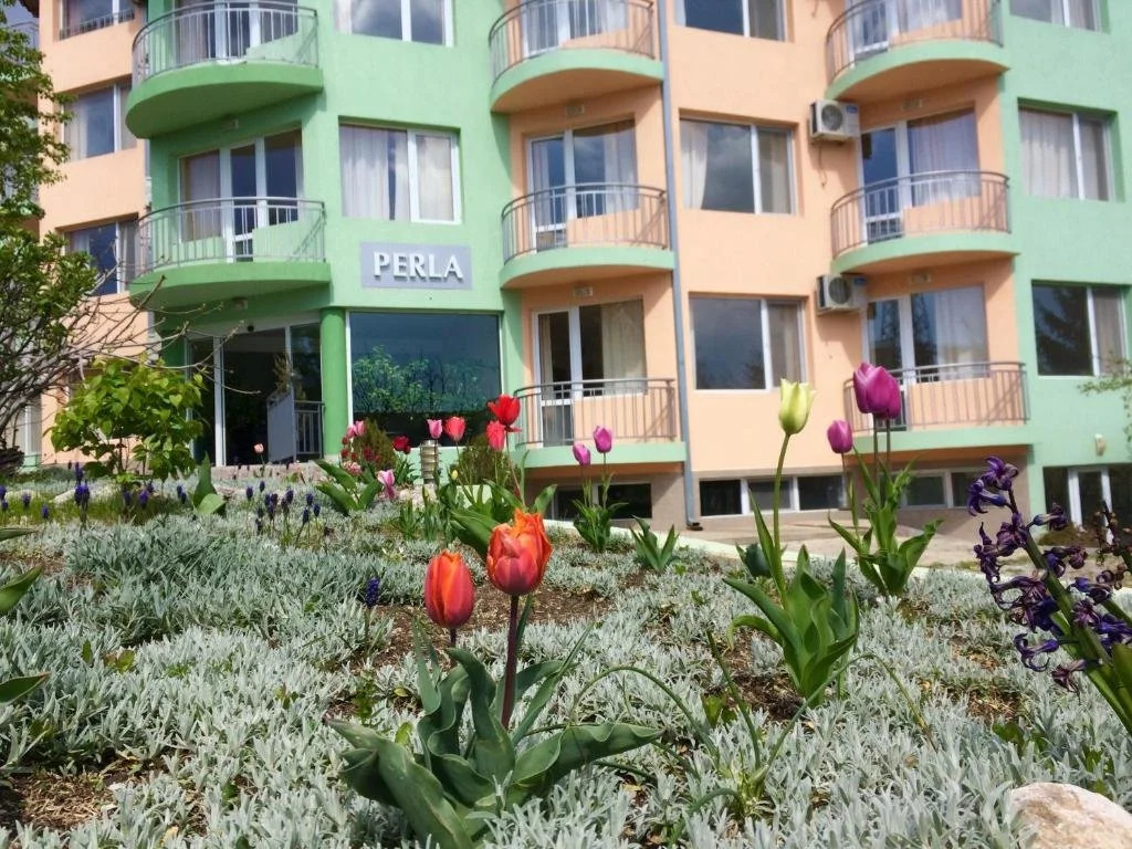 Family Hotel Perla