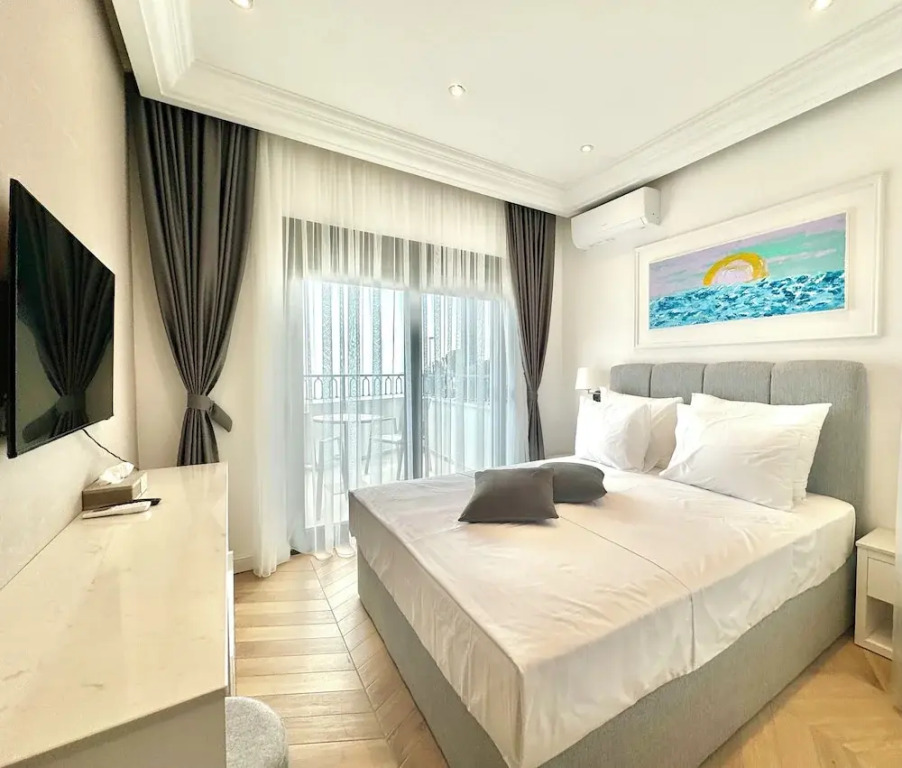 Exclusive Hotel