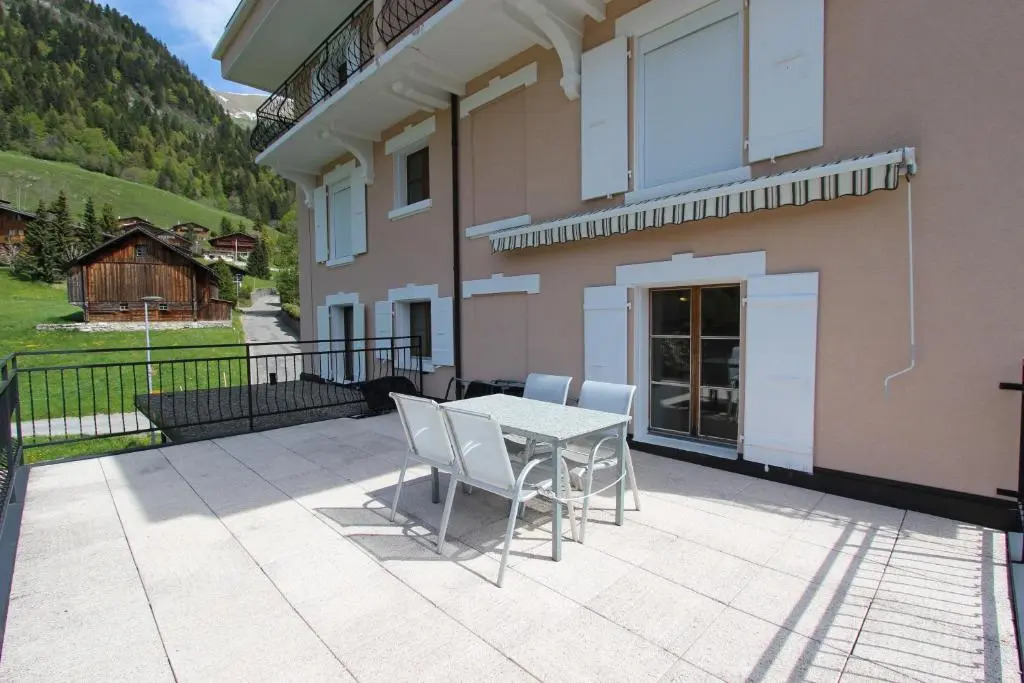 Rosat 18 Gstaad Valley