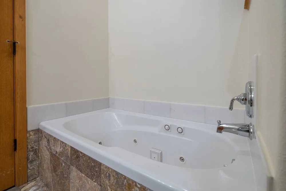 Bear Creek Lodge 303 3 Bedroom Condo by Alpine Lodging Telluride
