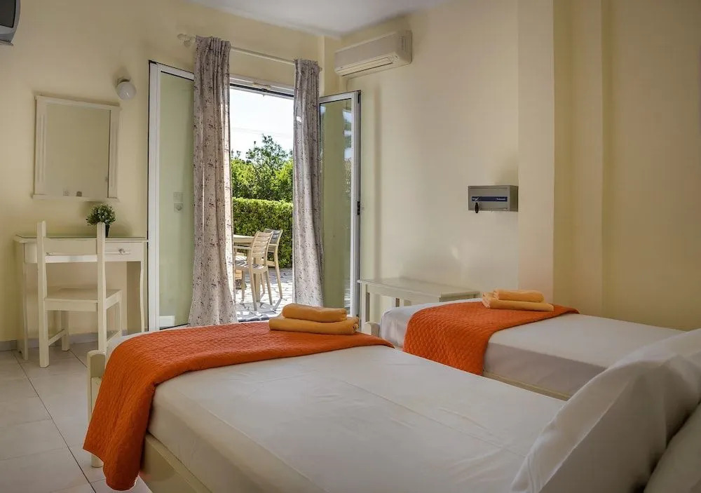 Marinos Apartments