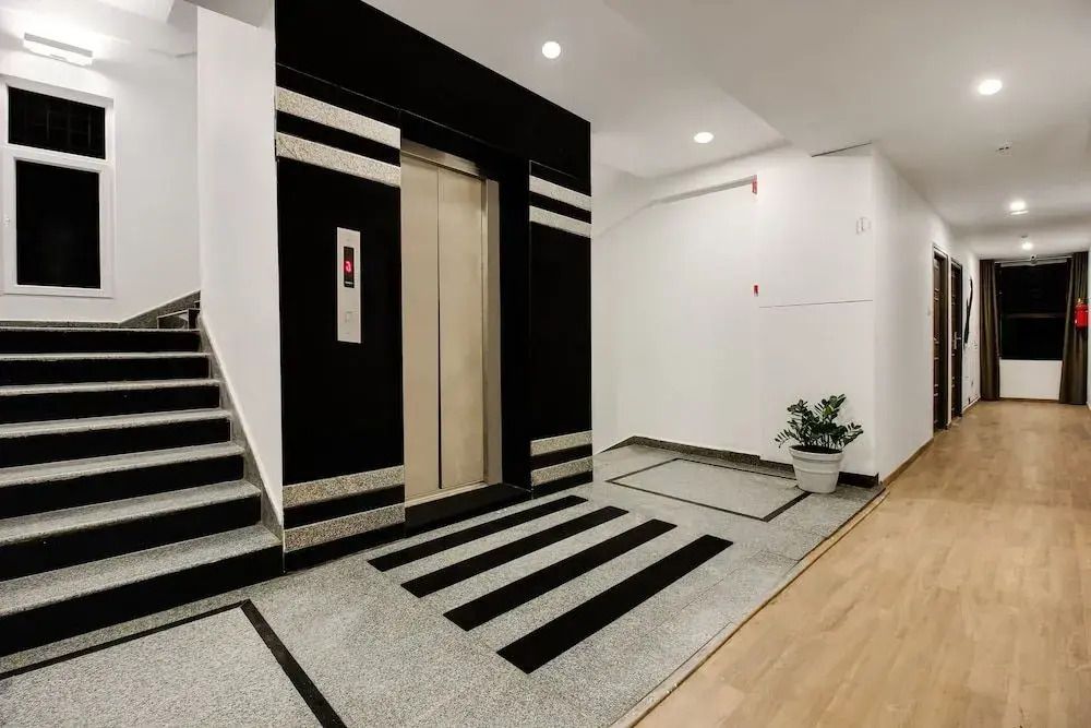OYO Townhouse 232 RP Road