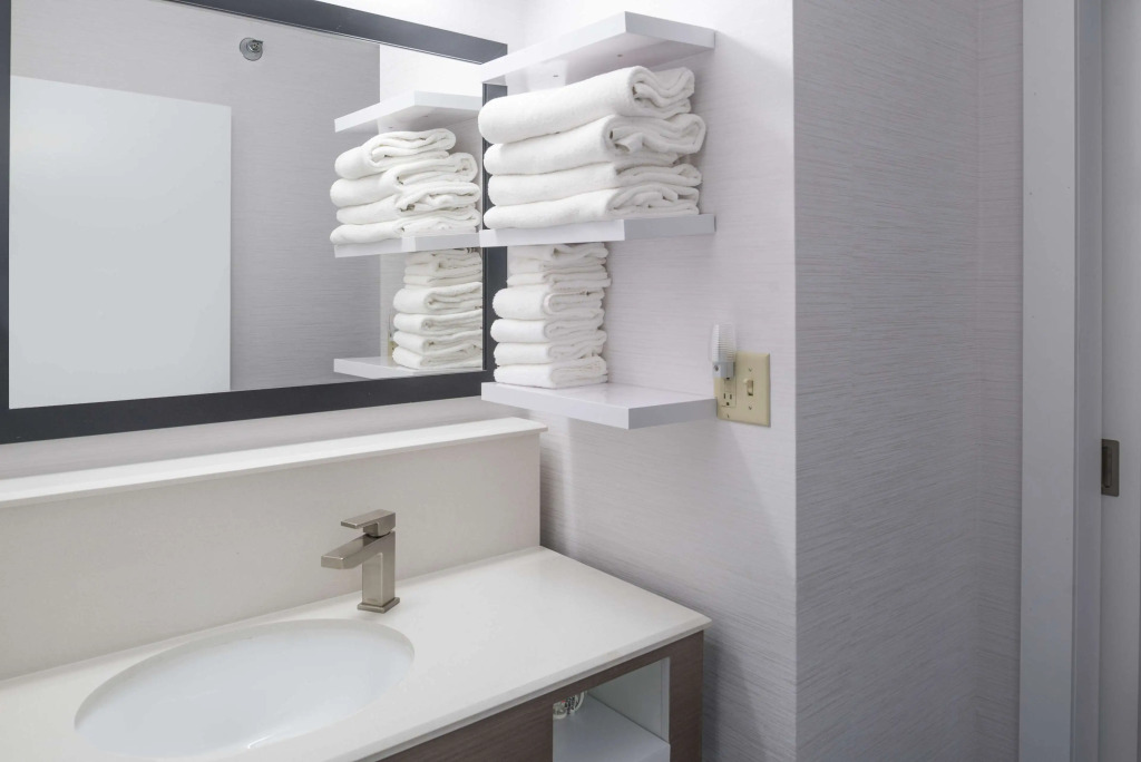 Hampton Inn North Sioux City