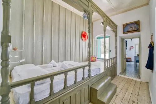 Petridi House