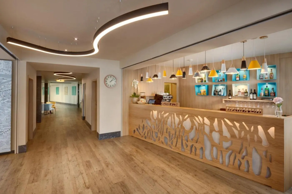 Hotel Clement