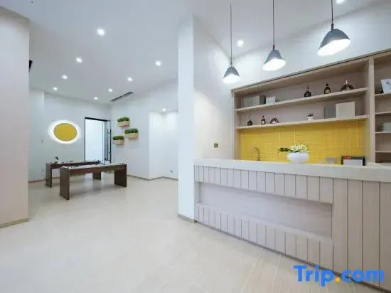 Huangshan Taiping Lake Qihu Homestay