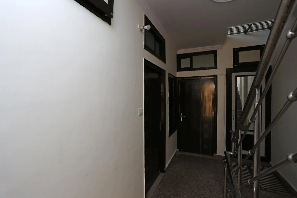 OYO 35747 Hotel Anand