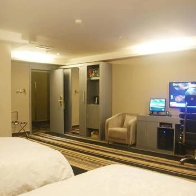 Daocheng Jinzhu Hotel