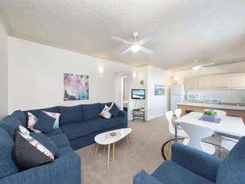 Shoal Towers, Unit 1/11 Shoal Bay Road