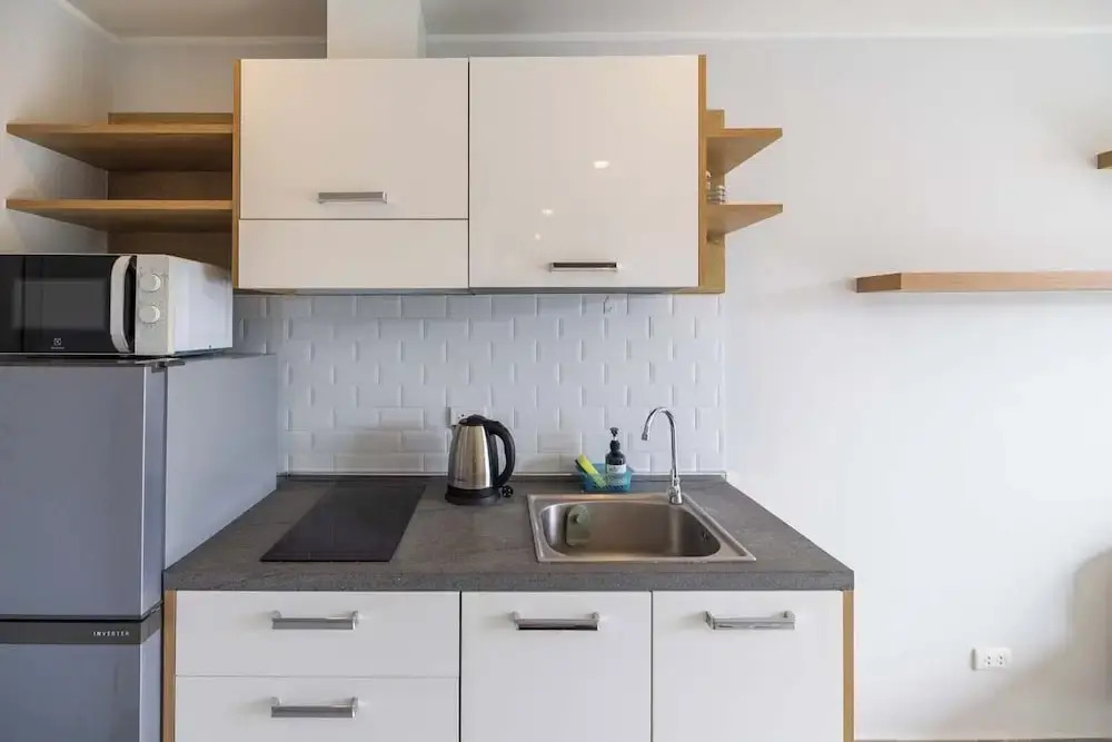 Modern Condo near the Beach - NV5