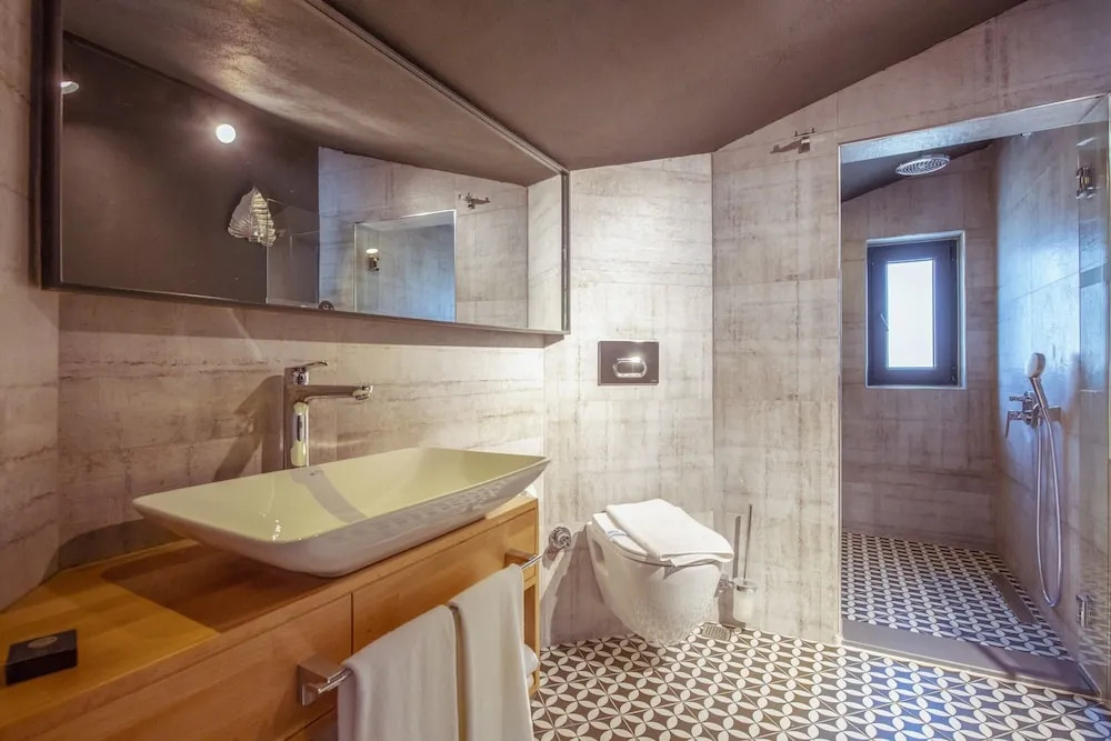 S3 King Residence