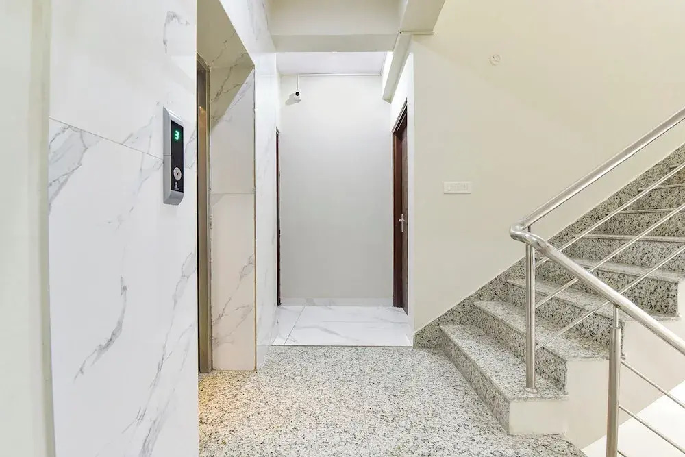 Fabhotel Bungalow 14