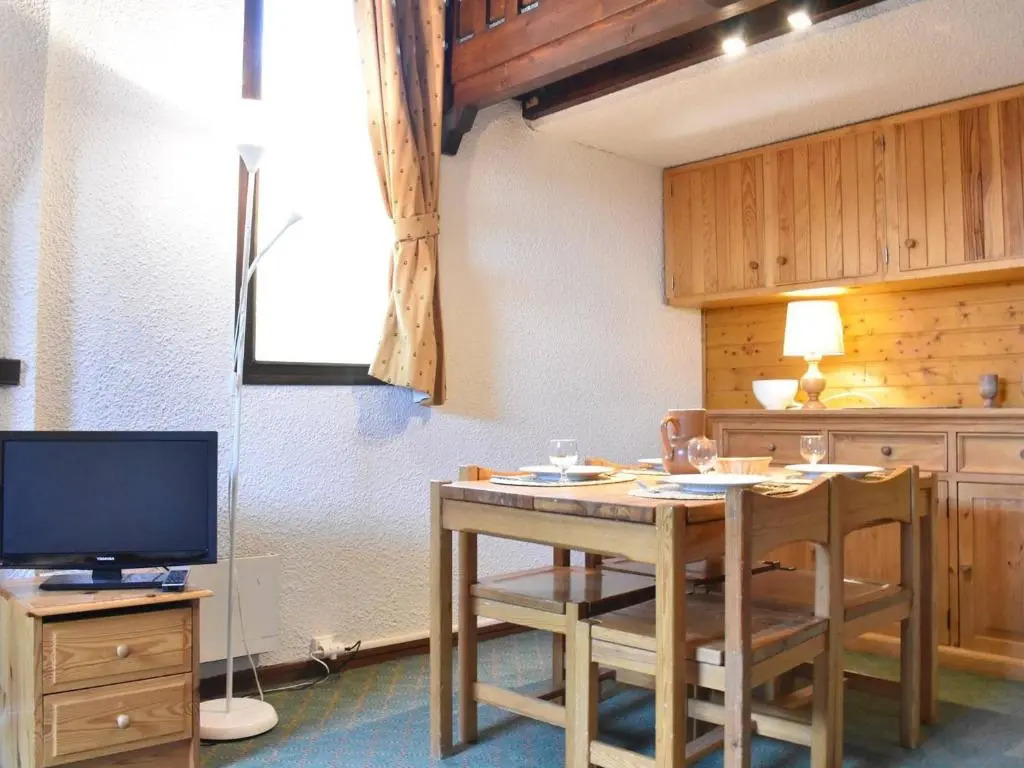 Appartement Méribel, 1 pièce, 4 personnes - FR-1-180-15