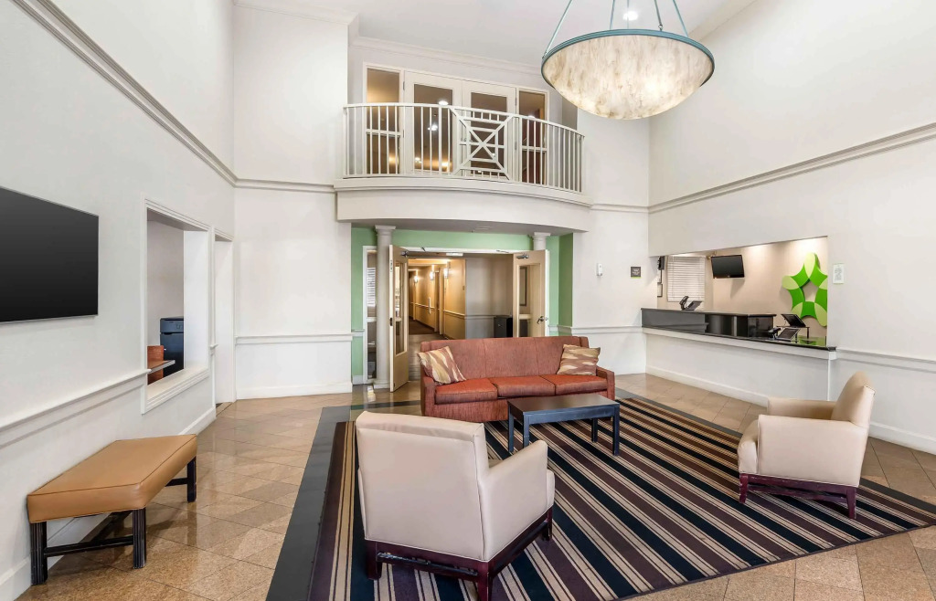Extended Stay America Suites - Tampa - Airport - N Westshore Blvd