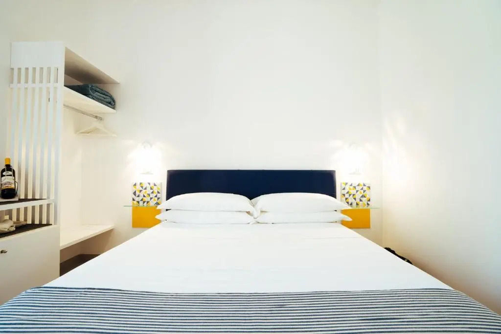 Suite Lia - Private Room with garden and tub close to Villa Eva e Cimbrone, Ravello