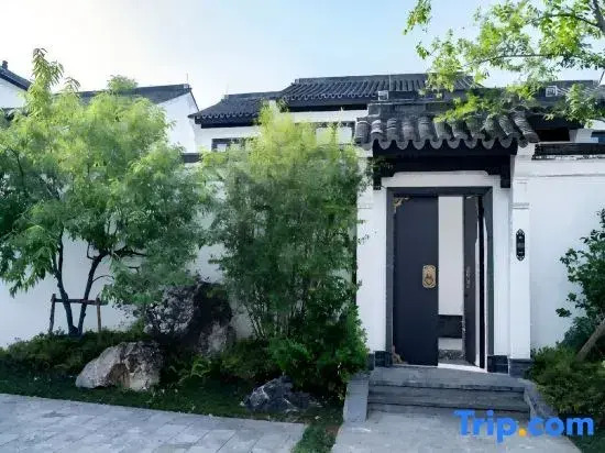Yunshan Courtyard House