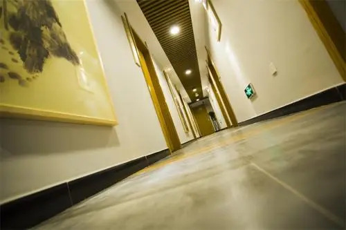 Yishe Hotel Shilu Road Metro Station Branch
