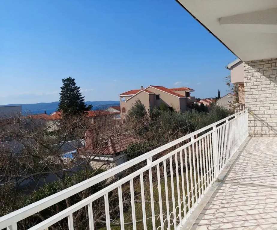 Apartment Korni