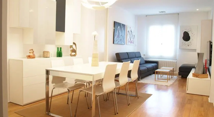 ApartUP Central Market