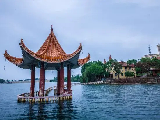 Qianshuiwan Resort