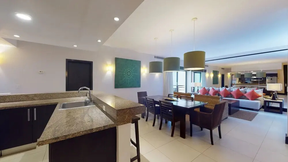 Aldea Thai 221 By Lockey