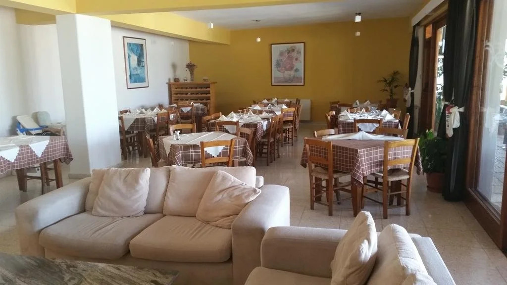 Pissouriana hotel Apartments