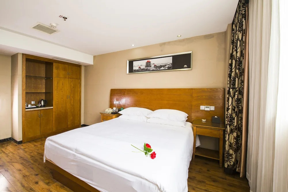 The Posh Hotel