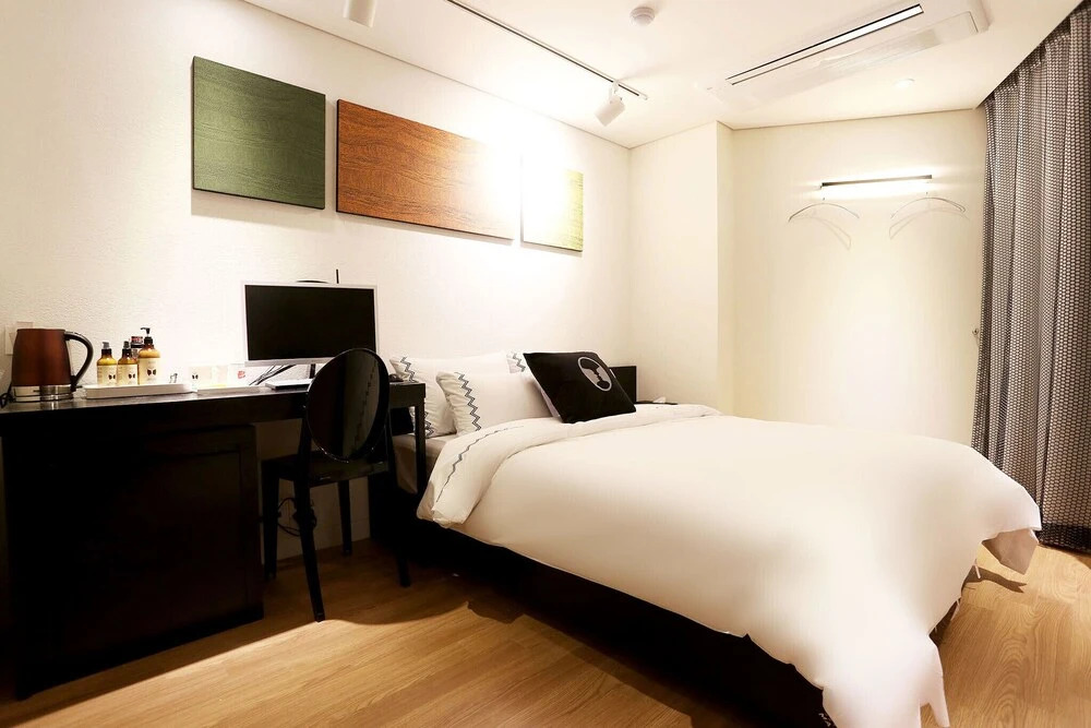 Mari Hotel