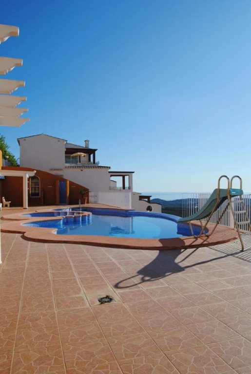 Apartment With 2 Bedrooms in El Poble Nou de Benitatxell, With Wonderf