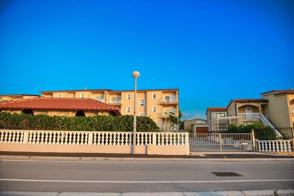 Sunset Apartments